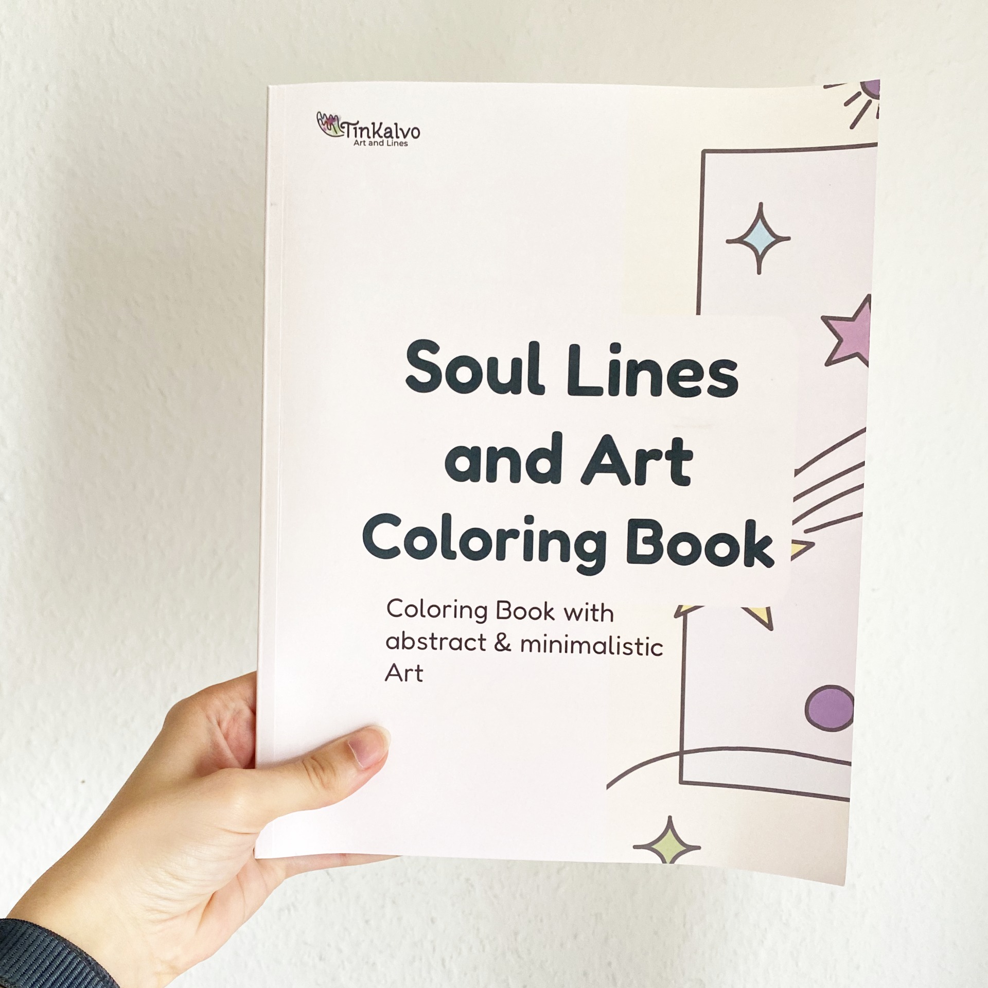 Abstraktes Malbuch Soul Lines and Art von Tinkalvo hochgehalten